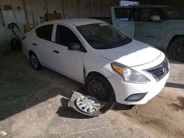 3N1CN7AP0FL923984 - 2015 NISSAN VERSA S WHITE photo 1