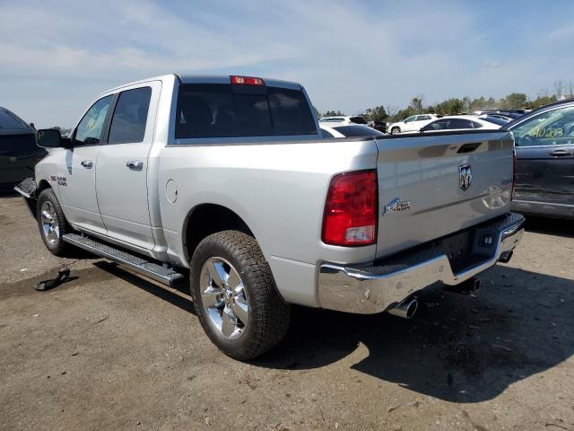 3C6RR7LT5JG227118 - 2018 RAM 1500 SLT SILVER photo 3