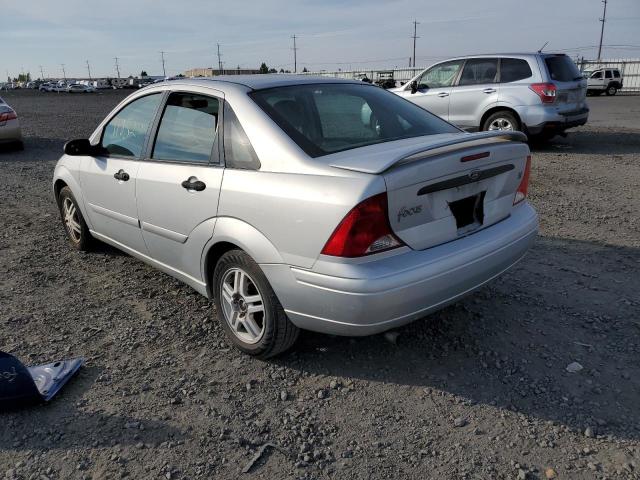 1FAFP34371W209915 - 2001 FORD FOCUS SILVER photo 3