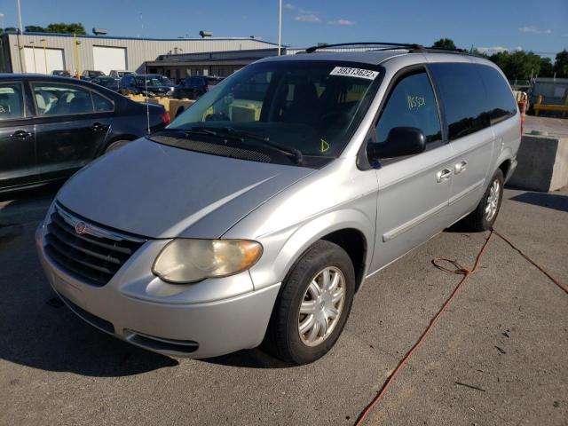 2A4GP54L77R206003 - 2007 CHRYSLER TOWN AND C SILVER photo 2