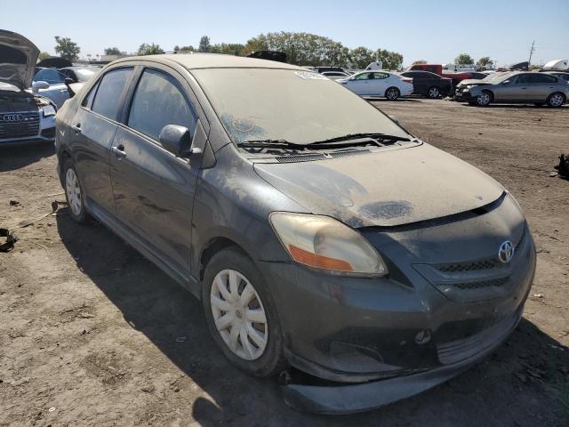 JTDBT923971126454 - 2007 TOYOTA YARIS CHARCOAL photo 4