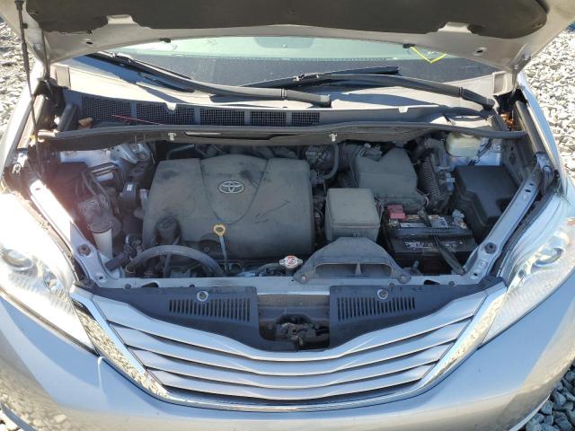 5TDKZ3DC3HS774871 - 2017 TOYOTA SIENNA LE SILVER photo 7