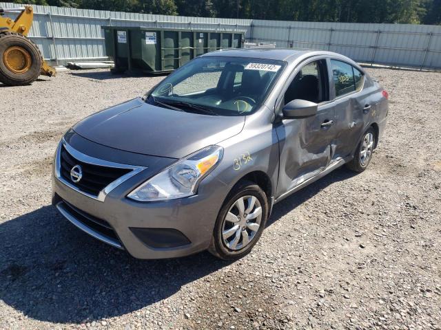 3N1CN7AP3HL904865 - 2017 NISSAN VERSA S GRAY photo 2