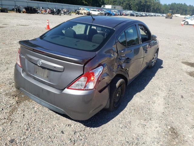 3N1CN7AP3HL904865 - 2017 NISSAN VERSA S GRAY photo 4