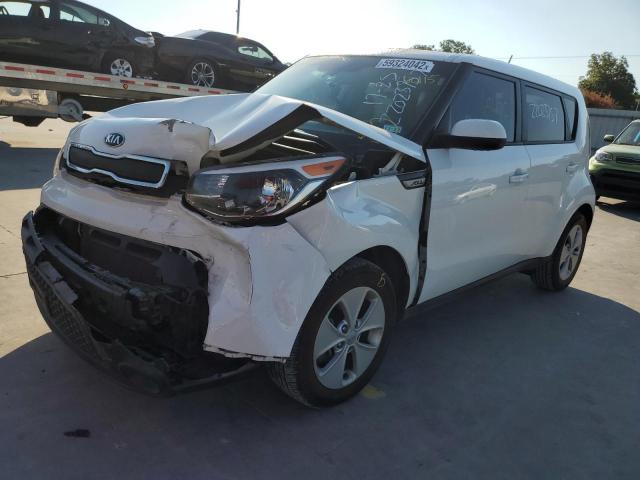 KNDJN2A25G7262115 - 2016 KIA SOUL WHITE photo 2