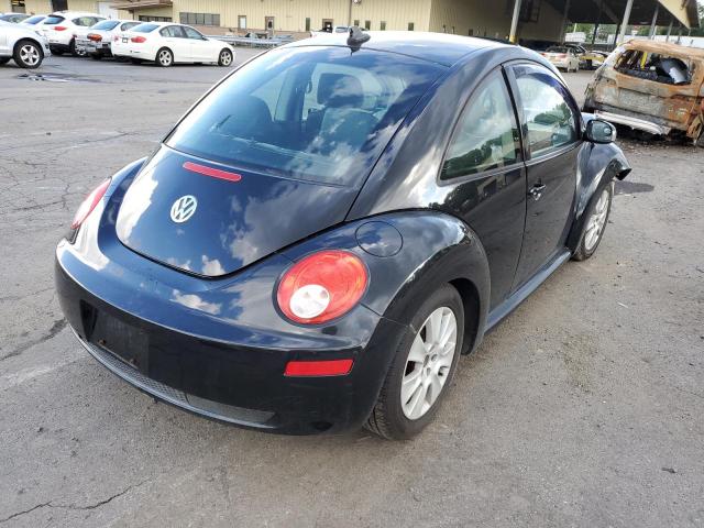 3VWRG3AG7AM022668 - 2010 VOLKSWAGEN NEW BEETLE 黑色 照片 4