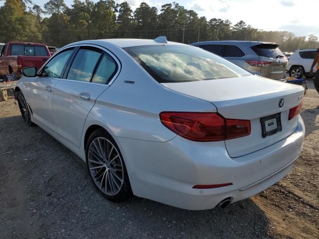 WBAJA9C55JB250107 - 2018 BMW 530E WHITE photo 3