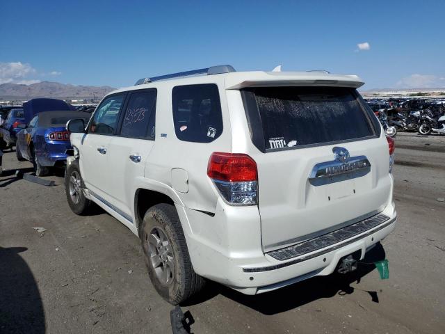 JTEZU5JR4A5008818 - 2010 TOYOTA 4RUNNER SR WHITE photo 3