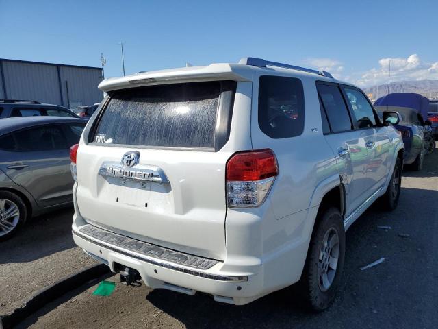 JTEZU5JR4A5008818 - 2010 TOYOTA 4RUNNER SR WHITE photo 4