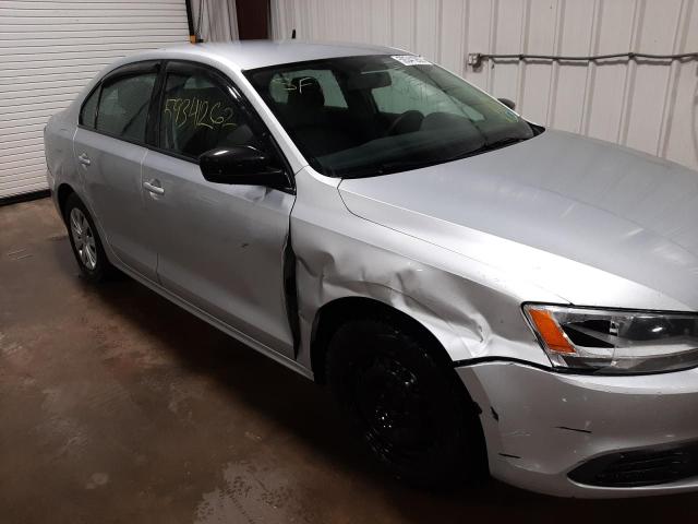 3VW1K7AJ3EM395761 - 2014 VOLKSWAGEN JETTA BASE 银色 照片 9