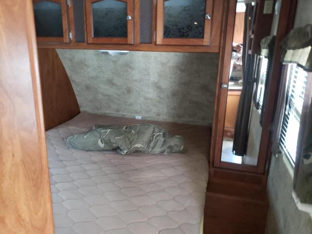 4YDT26521CT412240 - 2012 PASSPORT TRAVELTRLR WHITE photo 5