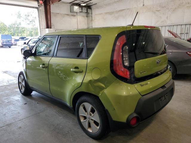 KNDJN2A22F7763896 - 2015 KIA SOUL GREEN photo 3