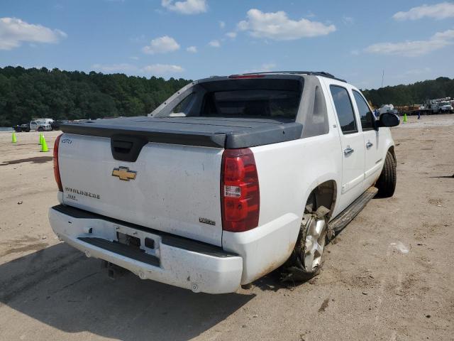 3GNEC12008G219152 - 2008 CHEVROLET AVALANCHE WHITE photo 4