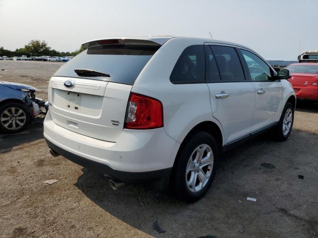 2FMDK4JC3BBA72139 - 2011 FORD EDGE SEL WHITE photo 4