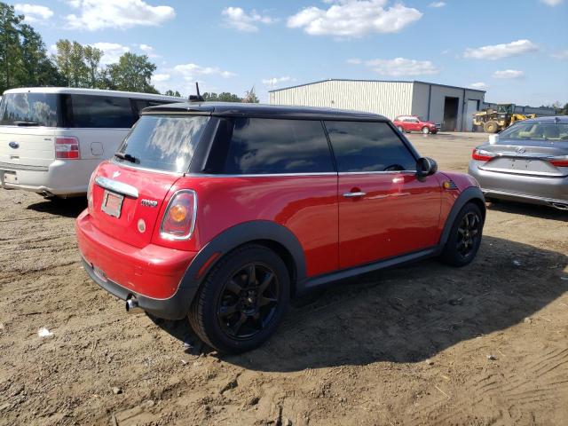 WMWMF3C50ATU76500 - 2010 MINI COOPER RED photo 4