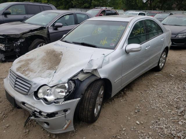 WDBRF92H56F756408 - 2006 MERCEDES-BENZ C 280 4MAT SILVER photo 2