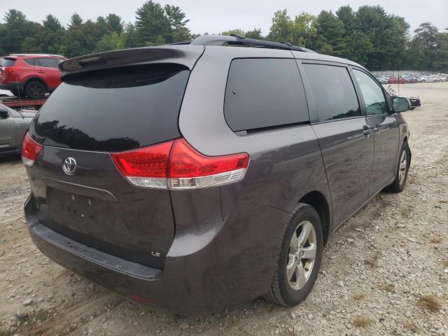 5TDKK3DC6CS227980 - 2012 TOYOTA SIENNA LE GRAY photo 4