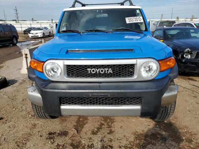 JTEBU11F870036756 - 2007 TOYOTA FJ CRUISER BLUE photo 9