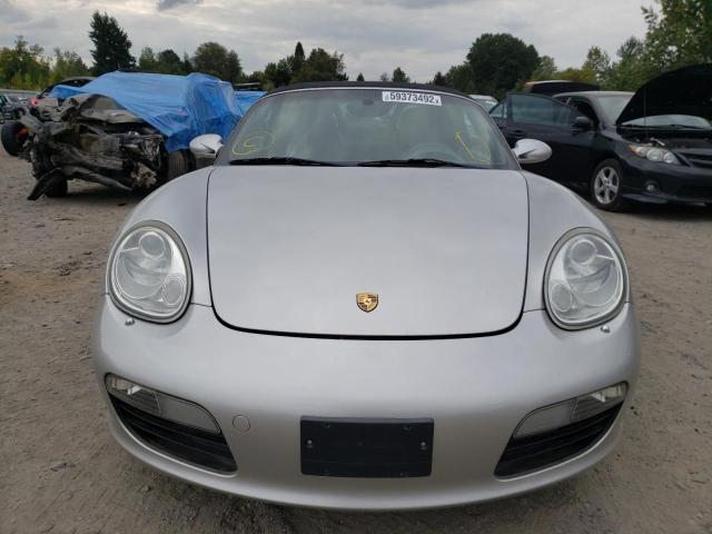 WP0CA29827U711037 - 2007 PORSCHE BOXSTER SILVER photo 9