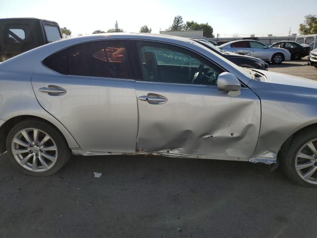 JTHCK262662007381 - 2006 LEXUS IS 250 SILVER photo 9