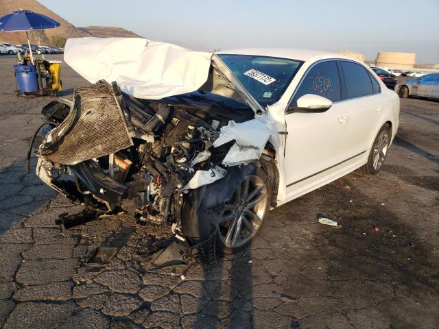 1VWDT7A31HC059575 - 2017 VOLKSWAGEN PASSAT R-L 白色 照片 2