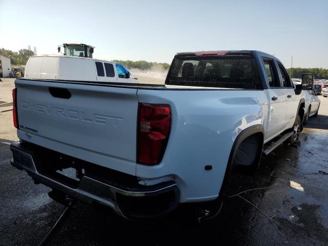 1GD48PE71LF249008 - 2020 GMC SIERRA C35 WHITE photo 4