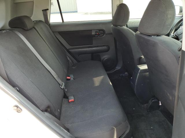 JTLKE50E991088349 - 2009 TOYOTA SCION XB WHITE photo 6