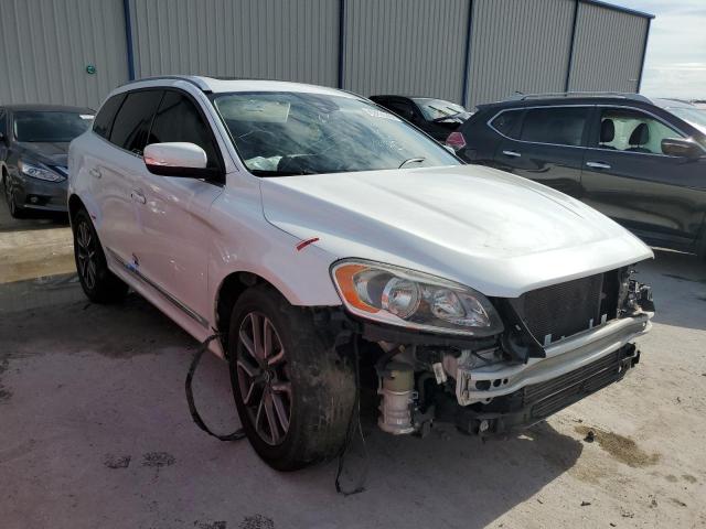 YV440MDKXG2905765 - 2016 VOLVO XC60 T5 PR WHITE photo 1