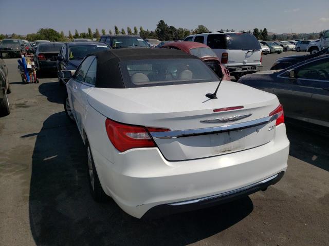 1C3BCBEB3DN526979 - 2013 CHRYSLER 200 WHITE photo 3