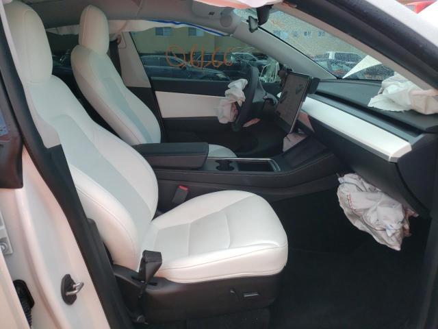 5YJYGDEF9MF197065 - 2021 TESLA MODEL Y أبيض صورة 5