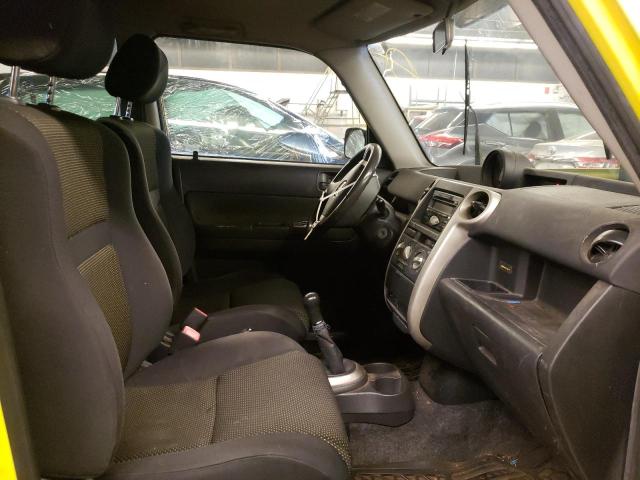 JTLKT334954017111 - 2005 TOYOTA SCION XB ყვითელი ფოტო 5