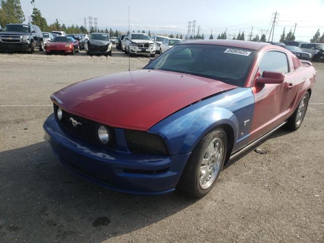 1ZVHT82H065177099 - 2006 FORD MUSTANG GT RED photo 2