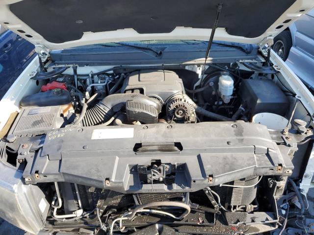 1GNSKKE32BR201552 - 2011 CHEVROLET SUBURBAN K CREAM photo 7