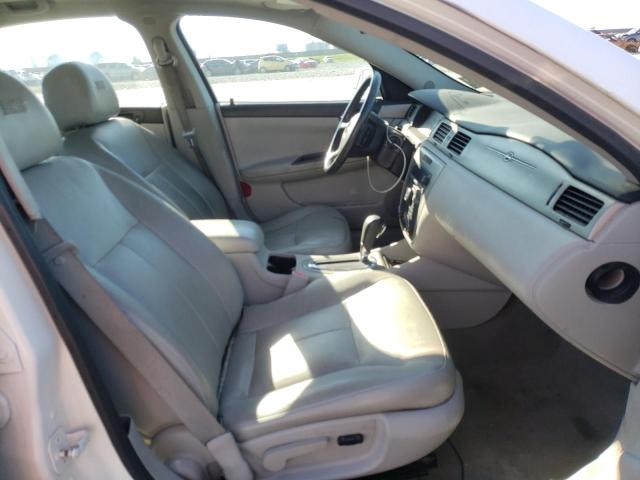 2G1WD58C081329090 - 2008 CHEVROLET IMPALA SUP 白色 照片 5