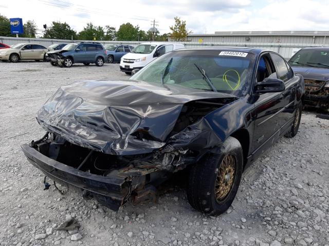 1G2WP5215WF272868 - 1998 PONTIAC GRAND PRIX შავი ფოტო 2