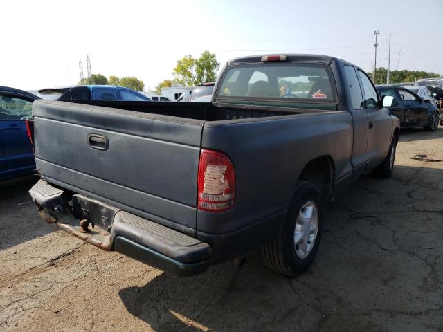 1B7GL22X4XS127814 - 1999 DODGE DAKOTA GRAY photo 4