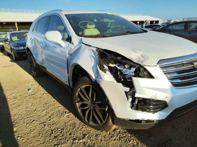 1GYKNCRS7HZ243628 - 2017 CADILLAC XT5 PREMIU WHITE photo 9