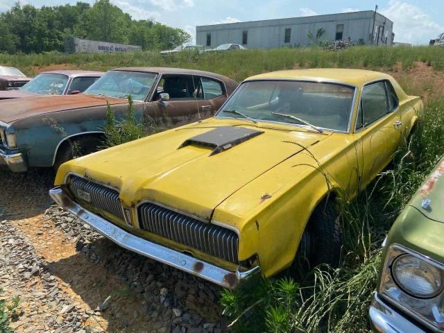 7F91A526404 - 1967 MERCURY COUGAR YELLOW photo 2