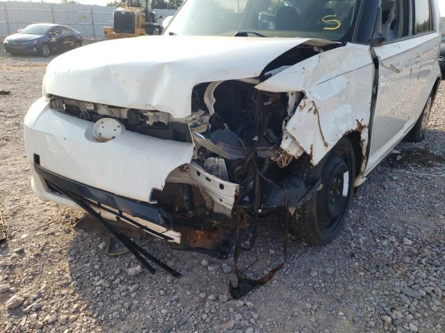 JTLZE4FE6EJ058607 - 2014 TOYOTA SCION XB 白色 照片 9