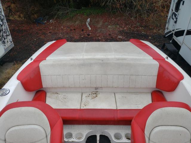 YAMCM314F404 - 2004 YAMAHA BOAT WHITE photo 6