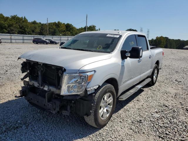 1N6AA1E53JN545493 - 2018 NISSAN TITAN SV SILVER photo 2