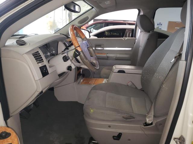 1A8HW58P07F560598 - 2007 CHRYSLER ASPEN LIMI WHITE photo 5