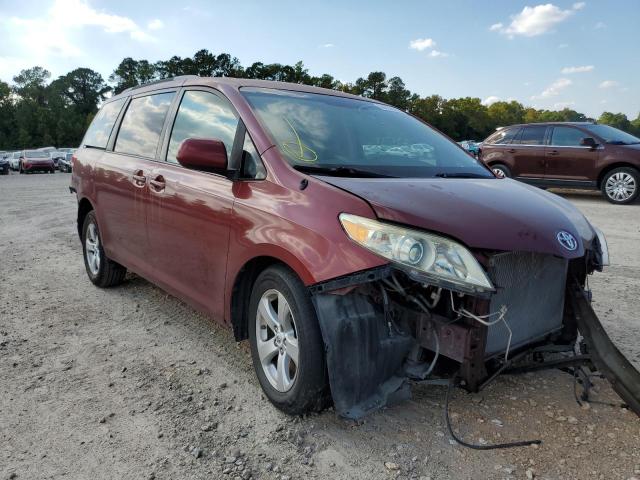 5TDKK3DCXBS057752 - 2011 TOYOTA SIENNA LE RED photo 1