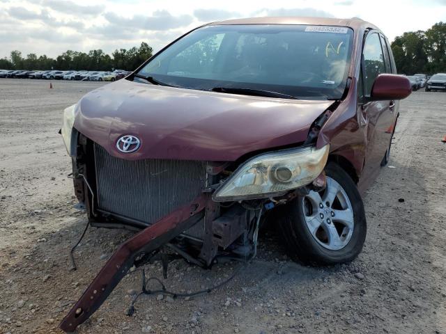 5TDKK3DCXBS057752 - 2011 TOYOTA SIENNA LE RED photo 9