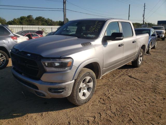 1C6RREFT3MN532371 - 2021 RAM 1500 BIG H SILVER photo 2