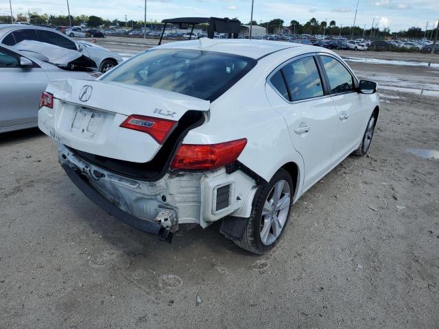 19VDE1F72FE005612 - 2015 ACURA ILX 20 TECH  photo 4