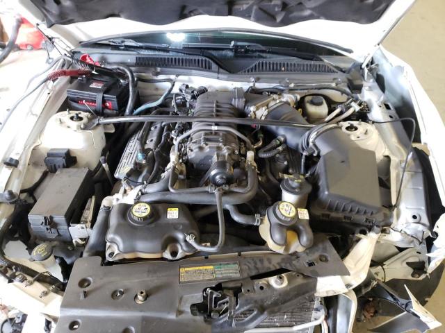 1ZVHT88S285185162 - 2008 FORD MUSTANG SH WHITE photo 7