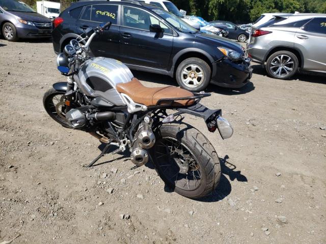 WB10J3309HZ793796 - 2017 BMW R NINE T S SILVER photo 3