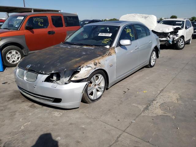 WBANV1C53ABZ45340 - 2010 BMW 528 XI SILVER photo 2