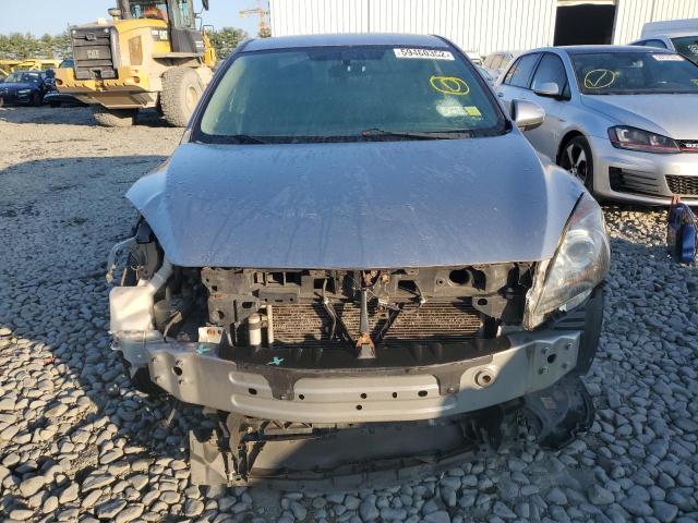 JM1BL1SG4A1261501 - 2010 MAZDA 3 I SILVER photo 9